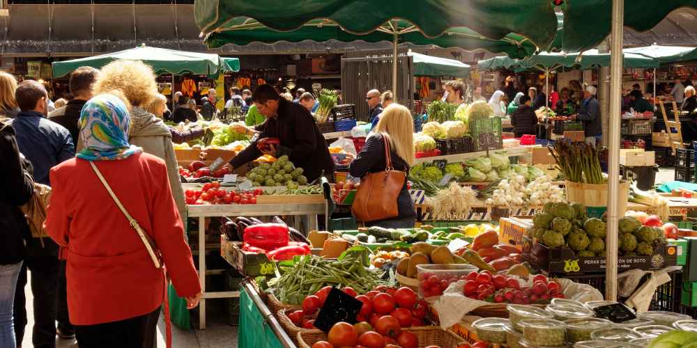 Paris produce market